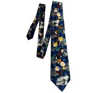 Peanuts Silk Necktie Charlie Brown Snoopy & Gang "Surfing‎ The Net" Computers